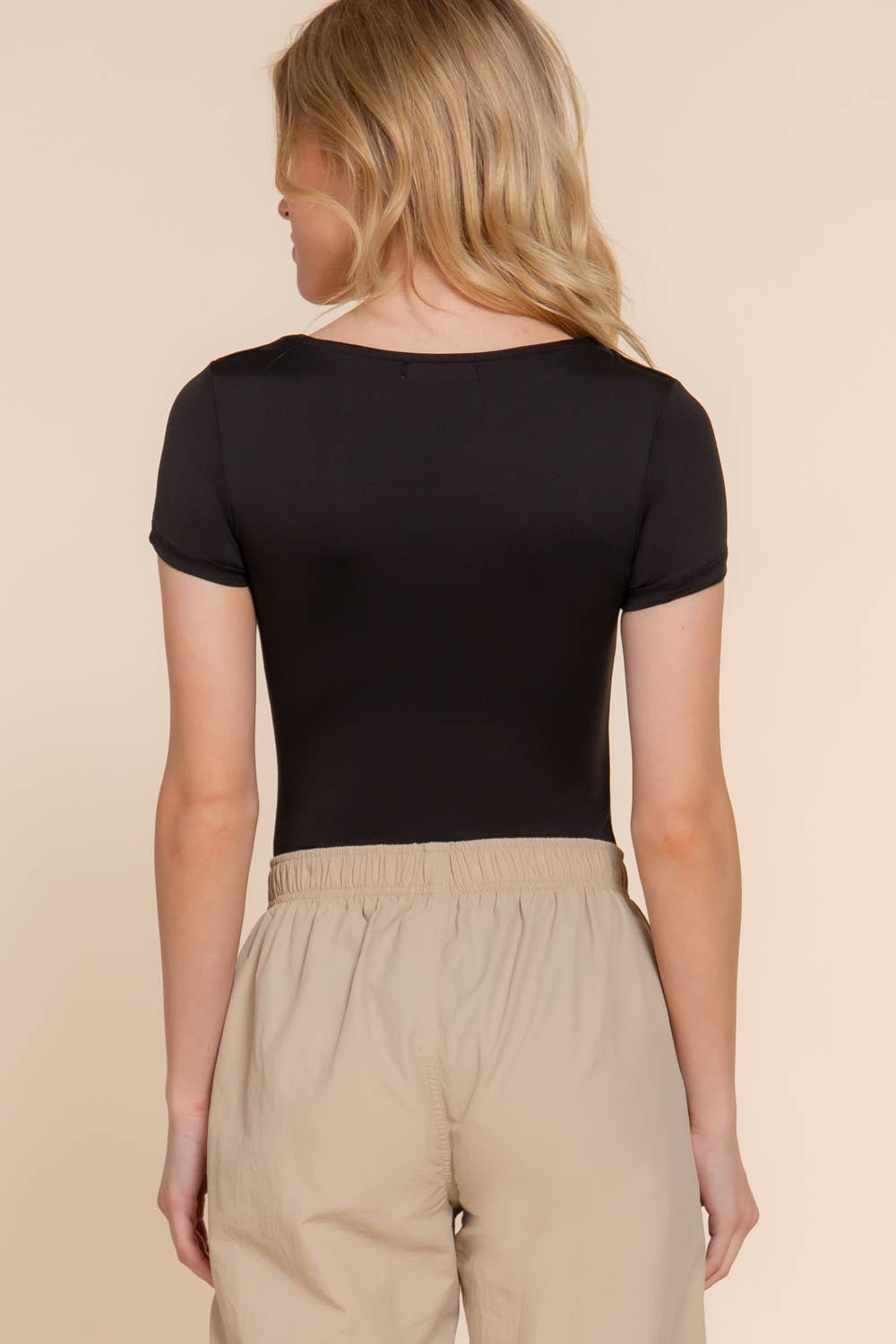 Body de ITY de doble capa con cuello en U y manga corta