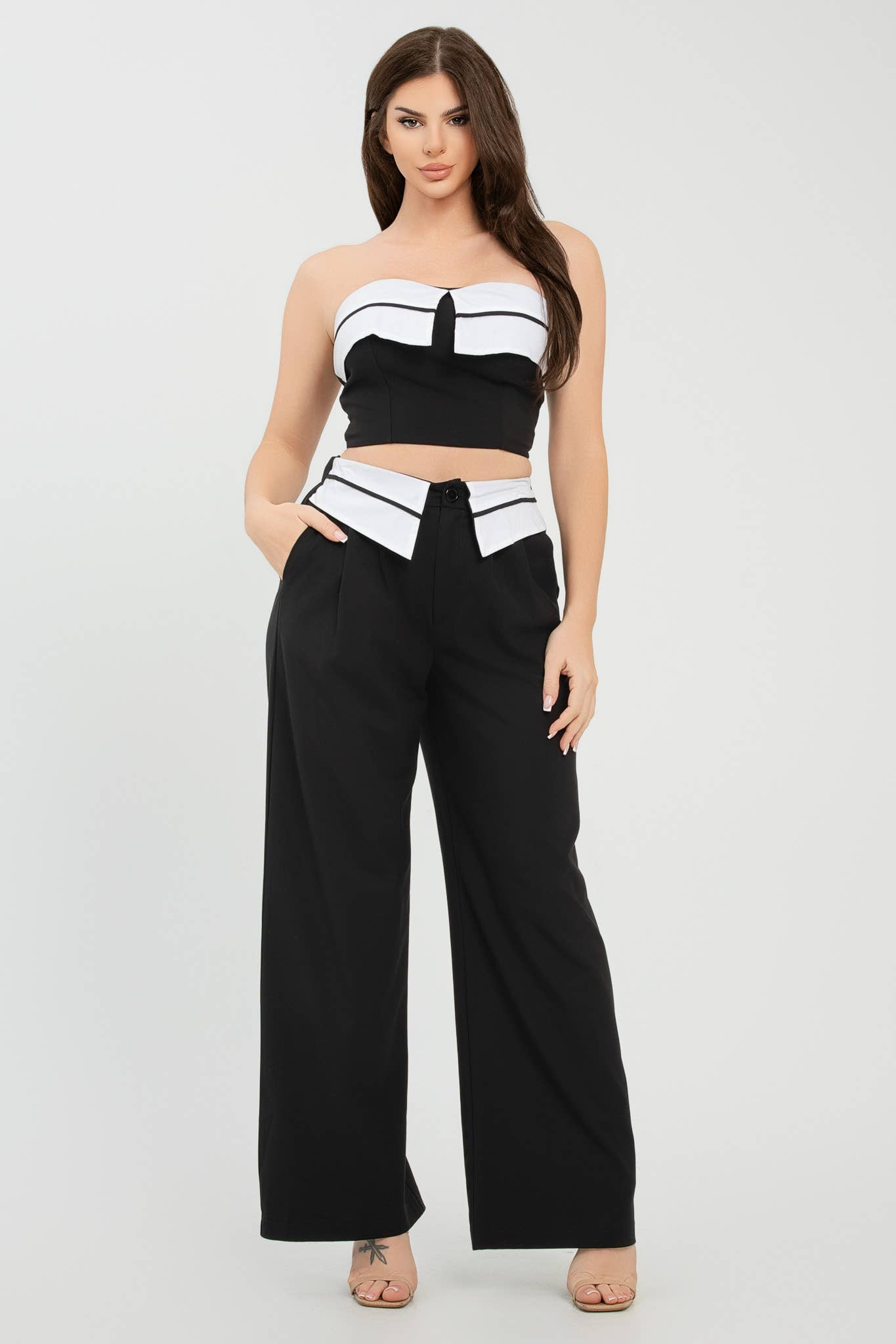 Conjunto de Top y Pantalones con Contraste de Color y Doble Frente